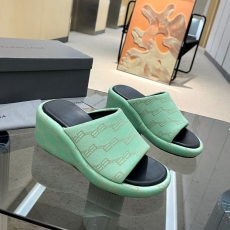 Balenciaga Slippers